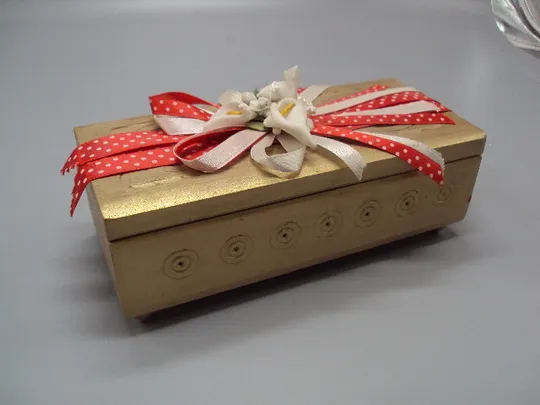 Шкатулка с бантиком дерево цветы каллы размер 5,4 х 15,7 х 7 см №18388 Ціна