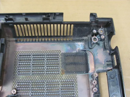 830-4  Кришка дно, корито, піддон корпуса BA75-03330A  для  SAMSUNG  NP700 NP700G7A 700G  оригінал Інтернет-аукціон