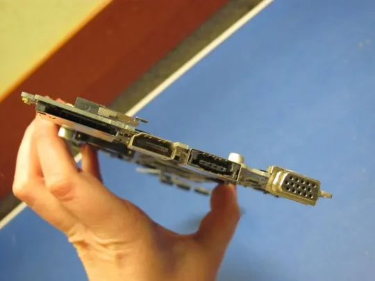 №36-30 материнська плата DA0F11MB8D0 для HP PROBOOK 5330M оригінал Недорого