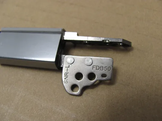 754-8 петлі для DELL Latitude E9510 9510 2 in 1 оригінал Де купити