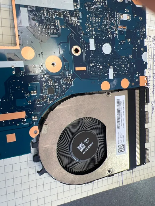 Система охолодження.Lenovo Thinkpad E15. З аукціону
