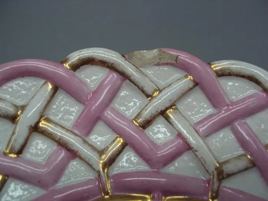 Фруктовница розовая фарфор М.С. Кузнецова Тверь тарелка на подставке размер 9,6 х 26,5 см №13348 З аукціону