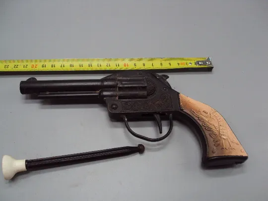 Купити Детская игрушка пистолет узор павлин револьвер наган с присоской пластик ссср 21 см рабочий №15638