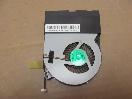 номер0947-7 Вентилятор кулер FAN 13N0-BNP0T01 для MEDION AKOYA E7226 E7223 оригінал Ціна