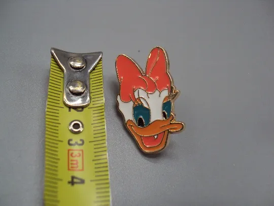 Купити Значок пін мультсеріал Disney мультфільм Дісней mickey donald duck Daisy Дейзі знак брошка №18465