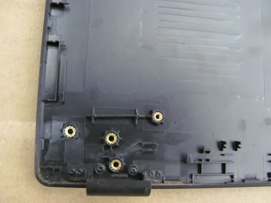 523-6 Кришка матриці 13N0-TLA0E21 для Asus P2530 P2538 P553U P553UA P553UJ оригінал Характеристики