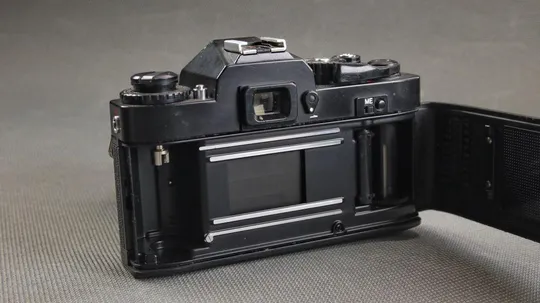 фотоаппарат пленочный Ricoh XR-2s с объективом Tokina SD 70-210mm/4-5,6 Ф52мм + вспышка Rikoh XR Spe Характеристики