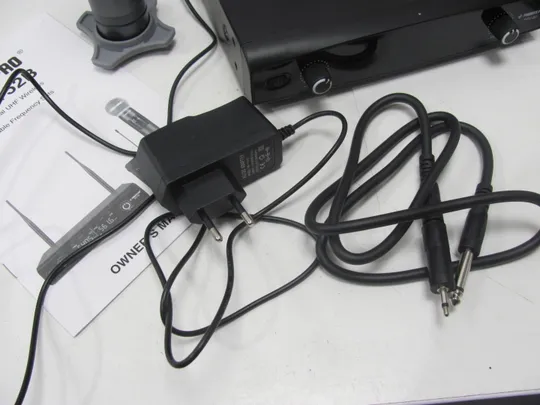 Бездротова мікрофонна система Phenyx Pro PTU-71-2H в комплекті з переносним передавачем PWB-7(13) Недорого