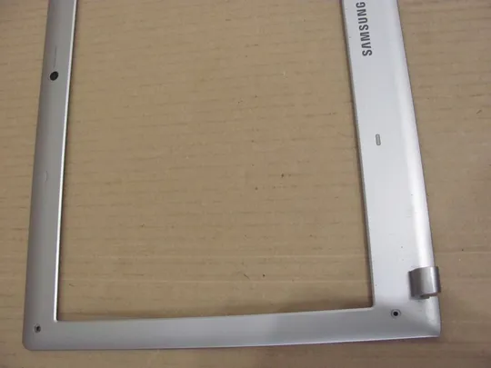 495-3 рамка матриці BA75-02855A для SAMSUNG RV509 RV511 оригінал З аукціону