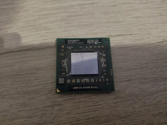 Процесор AMD E2-3000M 1.8-2.4 GHz EM3000DDX22GX Socket FS1g4 Ціна