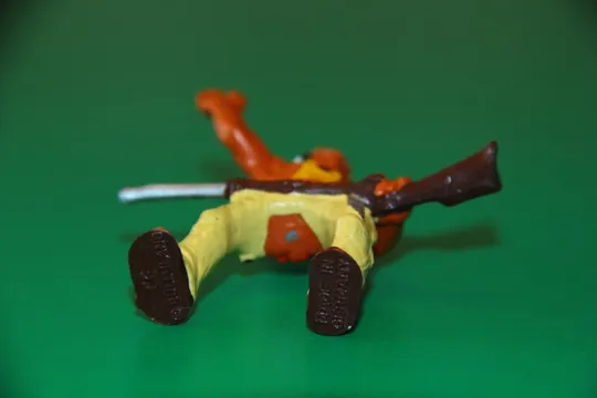 ІНДІАНЕЦЬ ВОЖДЬ индеец 65-70мм BULLY BULLYLAND ФРГ м`яка резина! З аукціону