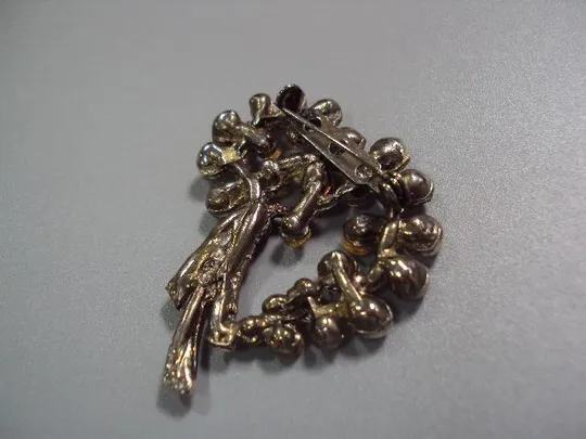 бижутерия брошка брошь ажурная 4,2 х 4,5 см (нет два камушка) №277с Продаж