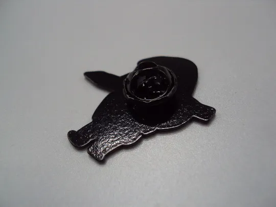 Значок пін Дедпул з мечем Deadpool Marvel Марвел знак брошка №18495 З аукціону