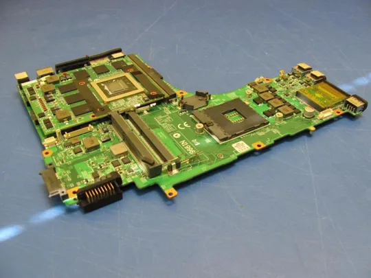 №50-7 материнська плата  РОБОЧА для MEDION ERAZER X6811 оригінал Продаж