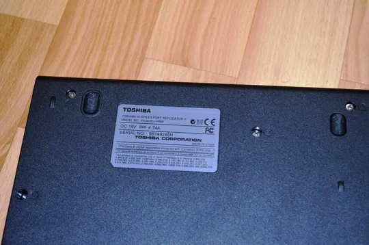 Док-станция Toshiba Hi-Speed Port Replicator II PA3916U-1PRP З аукціону