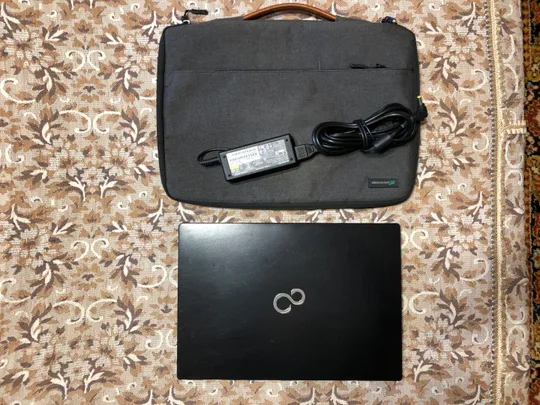 Купити Ноутбук Fujitsu U90414&quot; (3200x1800) IPS i7-4600U/6GB/SSD 256GB/InteHD / 3,5 год.