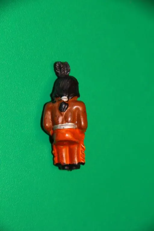 Купити індіанець ГДР 099 ПІДЛІТОК ЩО СИДИТЬ Олександр Гейнер ДУЖЕ М`ЯКА РЕЗИНА рання фігурка