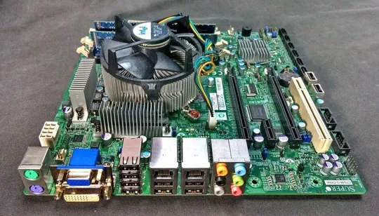 материнская плата microATX сокет LGA 1156 supermicro C7SIM-Q + процессор Intel Core i5-650 3.20-3,46 Недорого