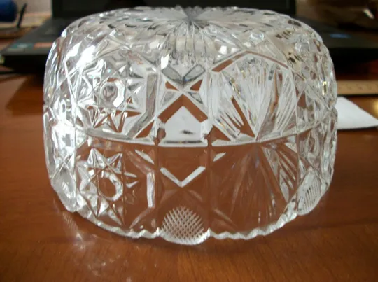 Ваза хрустальная круглая СССР , 1970-е годы, состояние-как новая, диаметр 14,5-см -цена мин З аукціону