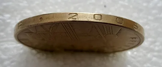 (4683) 1 гривня 2006 викрошки у "2" і "6" слова "2006" гурта + зминання на реверсі (1 гривна 2006) Продаж