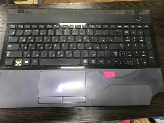 S015 Кришка з тачпадом Samsung 300E5A, 305E5A Series, p/n: BA75-03405C, CNBA5903182 Ціна