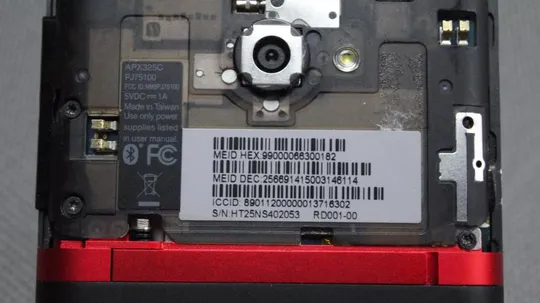 Смартфон HTC EVO 4G LTE Sprint APX325C CDMA Черний Вживане З аукціону