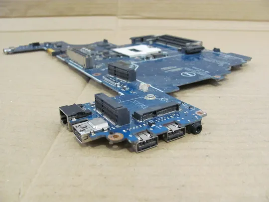 номер0151-11 материнська плата,Mainboard,Материнка,Основна плата,Системна плата,Плата системи VAL91 LA-9934P   для  Dell Latitude E6440 оригінал Характеристики