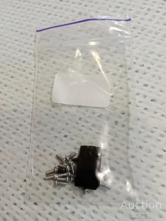 Samsung SM-J530f ds набор винтов и заглушка Ціна