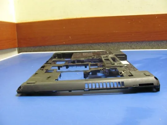 54-19 Кришка (дно, корито, піддон) корпуса 644695-001 для HP ProBook 6560b оригінал З аукціону