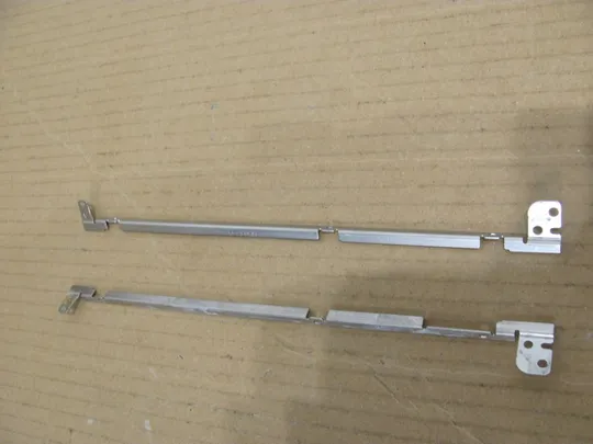 Купити 495-9 кріплення BA61-01345A для SAMSUNG RV511 RV515 RV520 оригінал