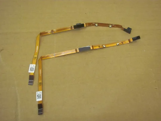 номер0917-12 LED-підсвітка  0503K4 для Dell XPS 15 9550 9560 9570 P56F Precision 5510 5520 5530 5540 M5510 M5520 оригінал Ціна