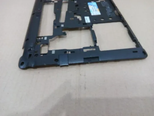 №293-18 Кришка дно піддон корпуса 6070B0694903 для HP ZBook 14 840 G1 G2 оригінал З аукціону