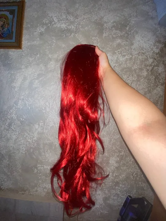 Червона перука Р-52 З аукціону