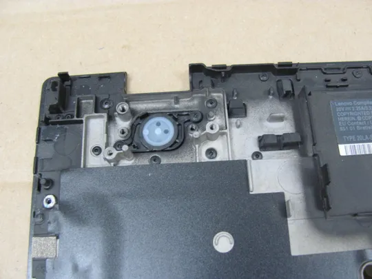 номер0666-32 Кришка панель палмрест 460.0CW06.0003 01YR481 для Lenovo Thinkpad T580 P52S  оригінал Характеристики