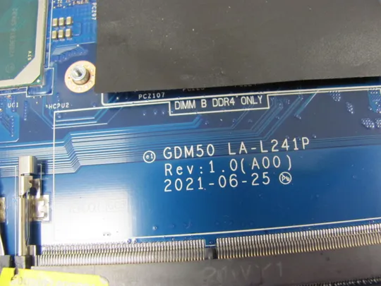 810-10 материнська плата SRK02  i7-1165G7  GDM50 LA-L241P  для Dell Inspiron/Vostro 15 3510 3511  оригінал Характеристики