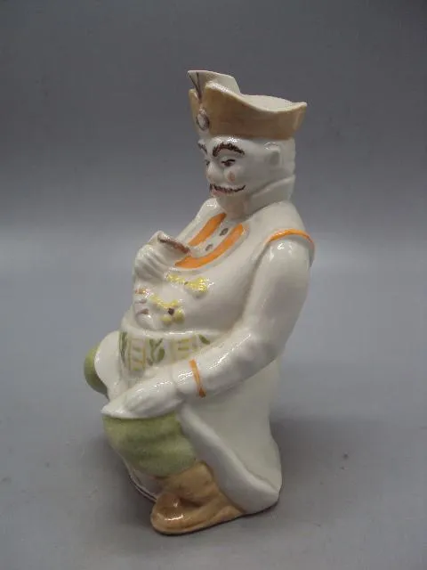 Штоф фарфор фигура бурят сидит на бочке с рогом высота 17 см №14208 Характеристики