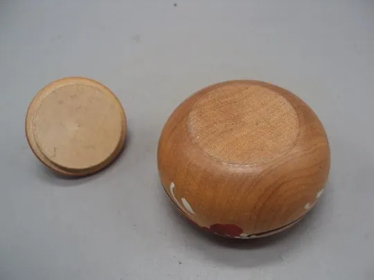 Шкатулка дерево роспись узор растения цветы высота с крышкой 6 см №57 Інтернет-аукціон