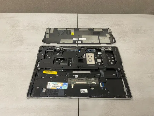 Dell Latitude e6430u: корпус, топкейс, верхня частина корпусу, кришка клавіатури, Palmrest ,сервісна кришка та ін Недорого