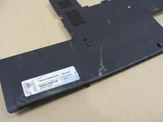 588-11   сервісна кришка 13N0-ZYA0711 для Fujitsu Lifebook N532  оригінал З аукціону