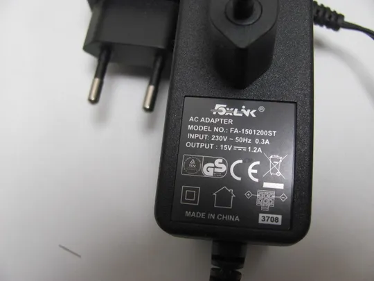 0823 адаптер живлення FOXLINK FA-1501200ST 15V 1.2A 3 шт НІМЕЧЧИНА Де купити