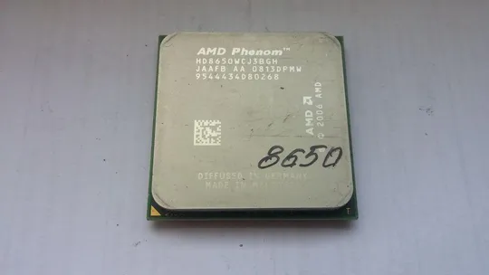 процессор AMD Phenom X3 8650 2.30GHz/2MB/1800MHz (HD8650WCJ3BGH) socket AM2+ 95W Ціна