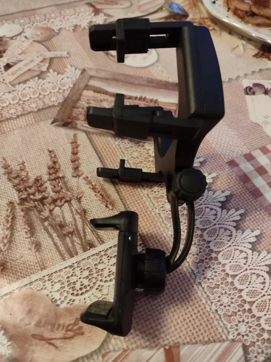 Тримач для смартфонів на дзеркало заднього виду. Продаж