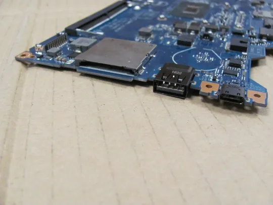 691-9 материнська плата I5-8250U SR3LB DDM70 LA-F401P для Dell Latitude E5490  E5480 оригінал Де купити