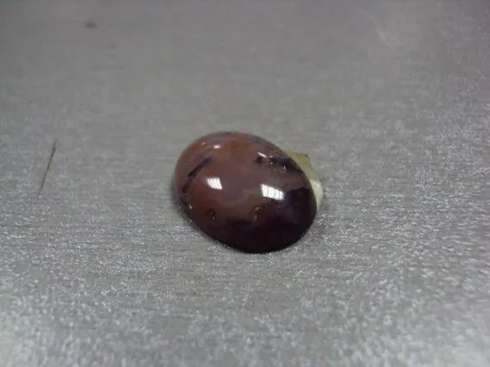 Камень яшма овальная для ювелирных изделий вес 1,82 г размер 5,6 х 17 х 13 мм №13255 З аукціону