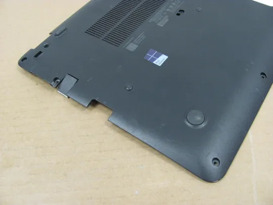 номер0884-5  Кришка дно піддон корпуса 821181-001 6070B0886201 для HP EliteBook 850 G3 755 G3 755 G4 850 G4  оригінал в Україні