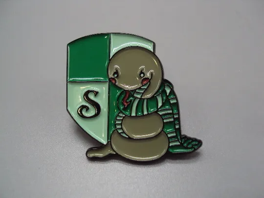 Значок пін Гаррі Поттер факультет Слизерин змія Harry Potter Slytherin знак брошка №18509 Ціна