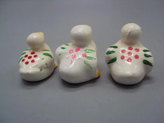 Фигура керамика миниатюра утка уточка Европа уточки высота 2,8 см и 3,1 см утки лот 3 шт №11014 Де купити