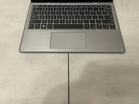 Планшет Dell Latitude 7210 2-in-1, 12,3&quot; FHD IPS, i7-10610U, 16GB, 512GB SSD Де купити