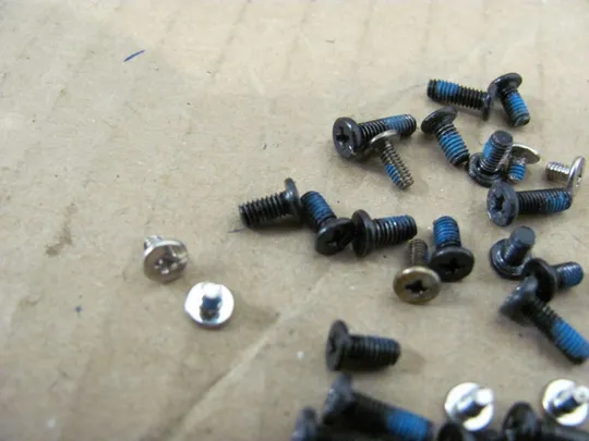 478-18 комплектуюче для MEDION X6811 X6812 GX660 MS-16F1 оригінал З аукціону