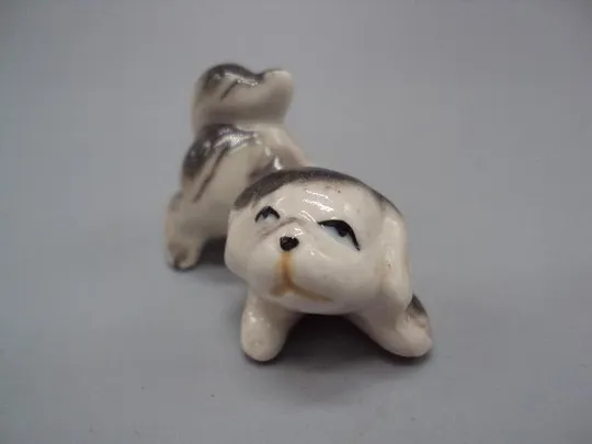 Фигура фарфор статуэтка миниатюра Европа собака щенок играет собачка 3,2 х 5 см №13221 Характеристики
